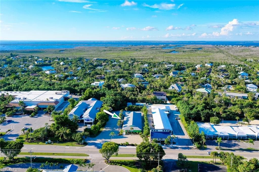 1640 Periwinkle WAY 3 SANIBEL, FL 33957