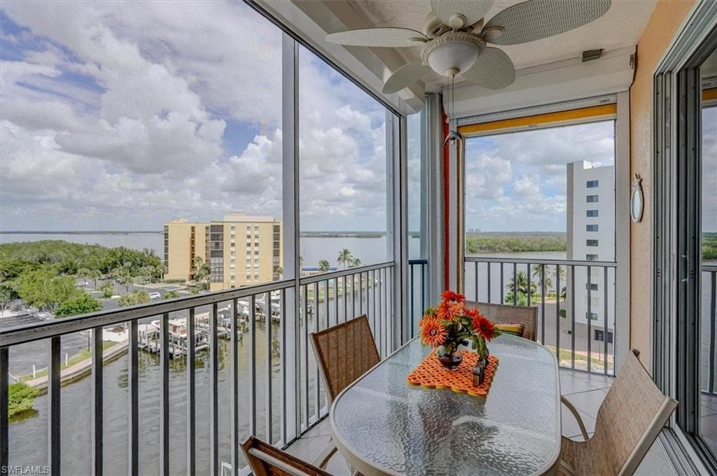 4341 Bay Beach LN 644 FORT MYERS BEACH, FL 33931