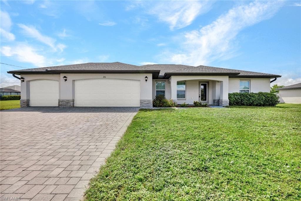 216 NW 9th TER CAPE CORAL, FL 33993
