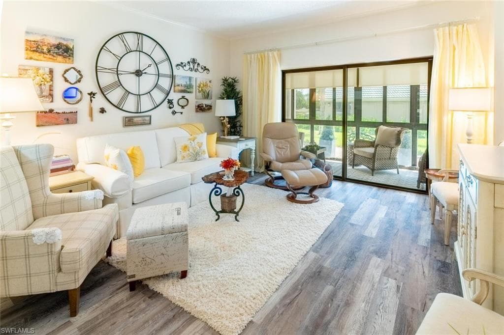 201 Arbor Lake DR 2-101 NAPLES, FL 34110