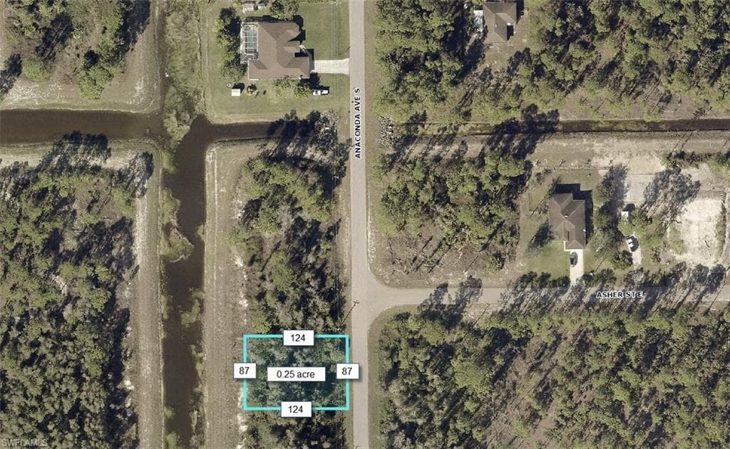906 Anaconda AVE S LEHIGH ACRES, FL 33974