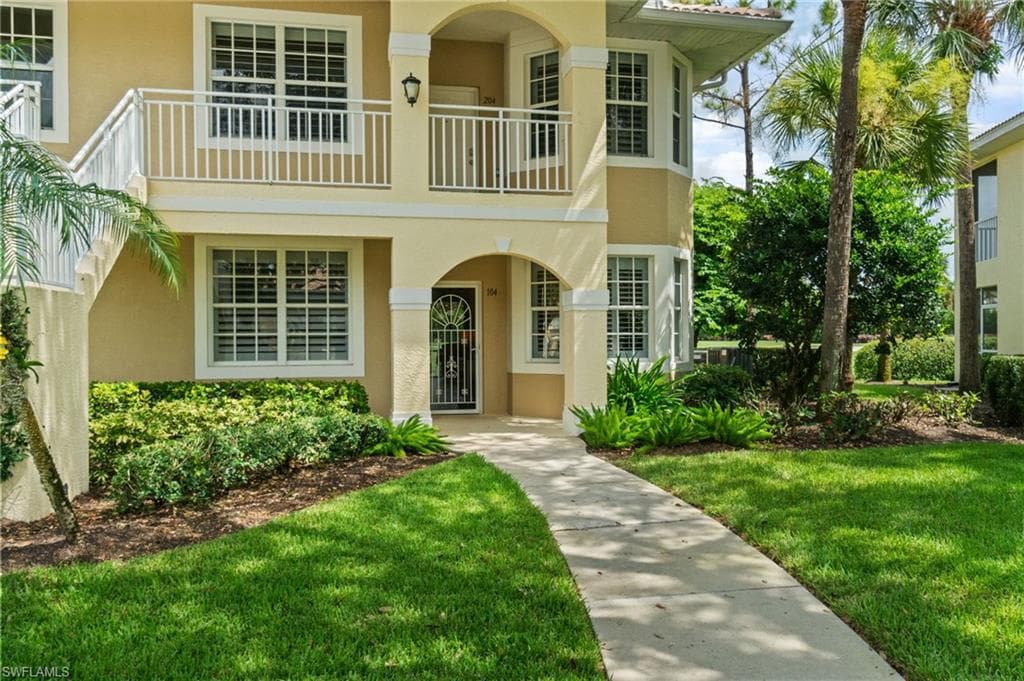 2335 Carrington CT 104 NAPLES, FL 34109