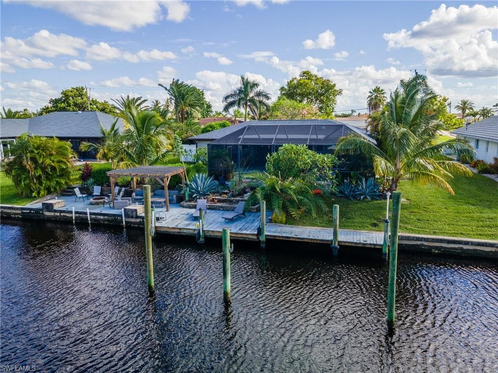 2003 SE 26th TER CAPE CORAL, FL 33904