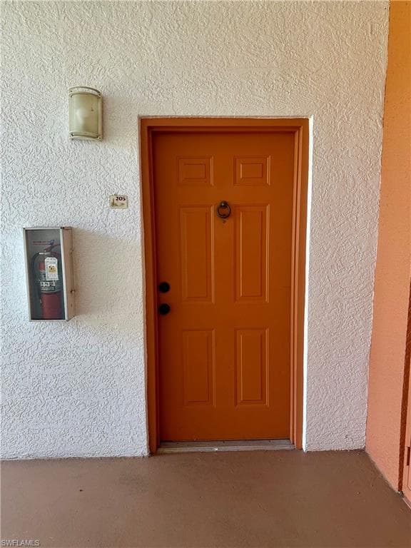 6330 Aragon WAY 205 FORT MYERS, FL 33966