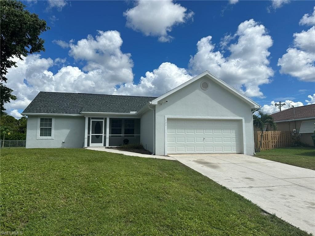 121 NE 11th PL CAPE CORAL, FL 33909