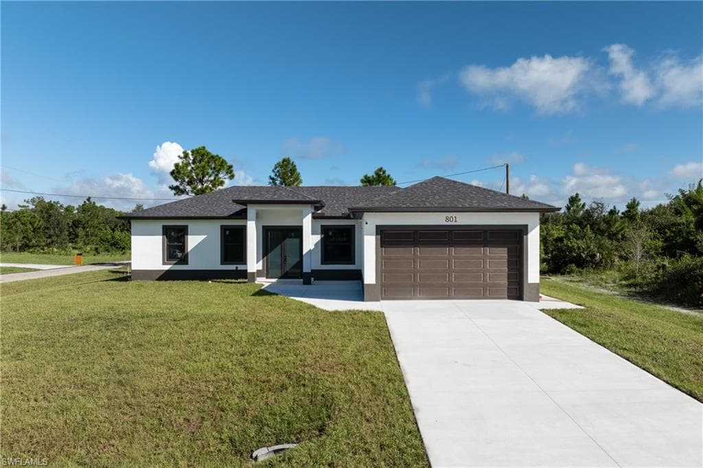 801 E 9th ST LEHIGH ACRES, FL 33972