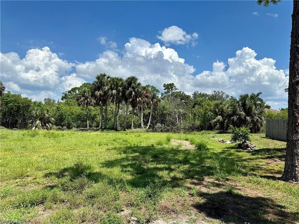 27675 Riverdale LN BONITA SPRINGS, FL 34134