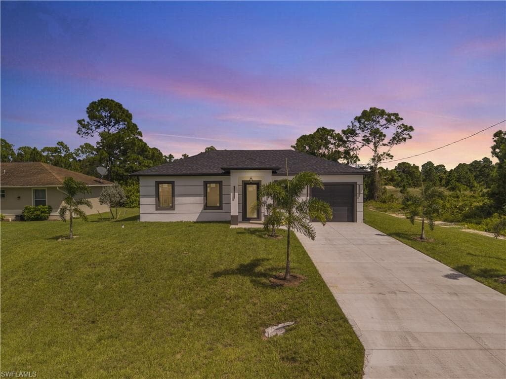 639 Montclair AVE S LEHIGH ACRES, FL 33974