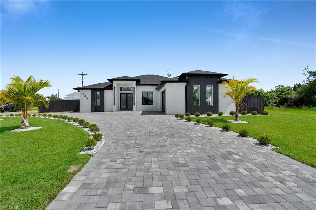 105 Nelson RD S CAPE CORAL, FL 33991