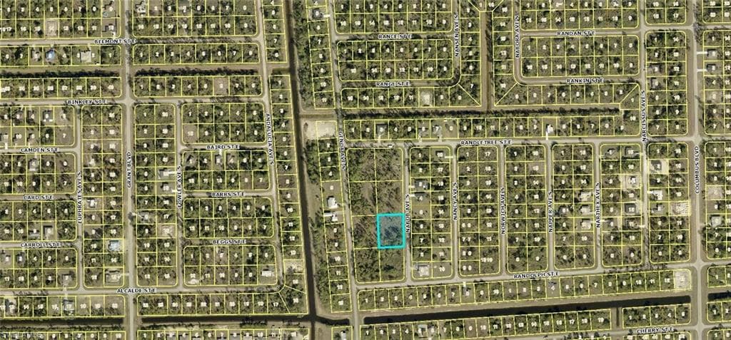 242 NABOB AVE S LEHIGH ACRES, FL 33974