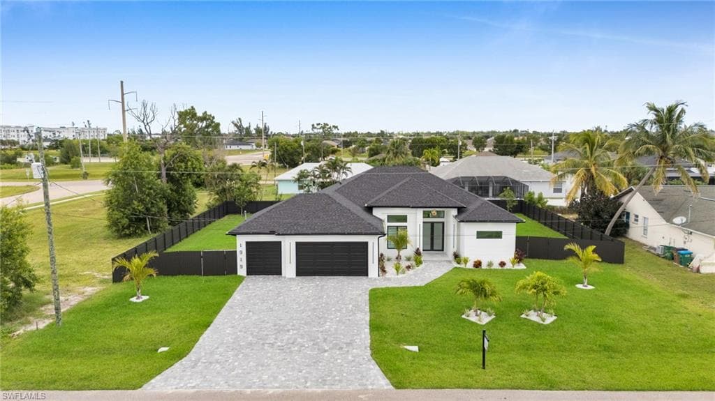 1919 SW 25th TER CAPE CORAL, FL 33914