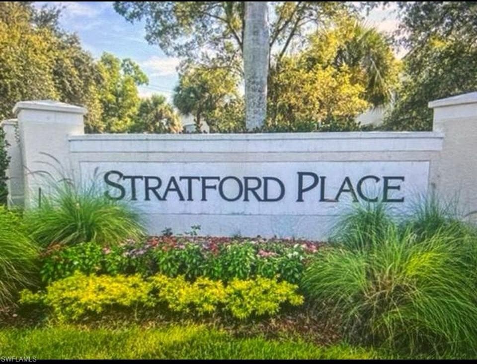 972 Hampton CIR 77 NAPLES, FL 34105