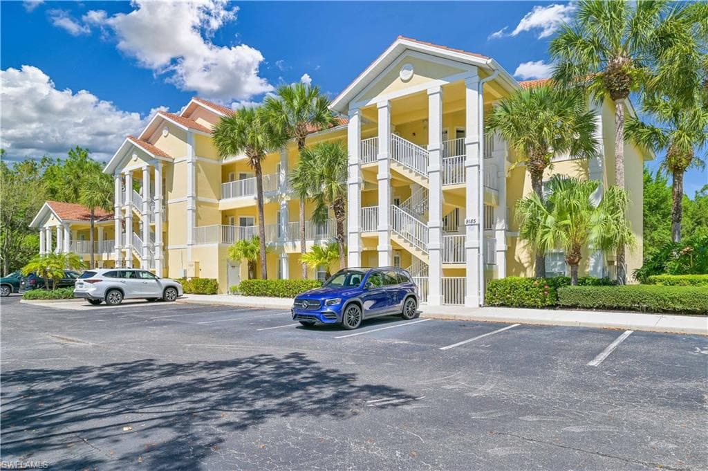 9185 Celeste DR 1 NAPLES, FL 34113