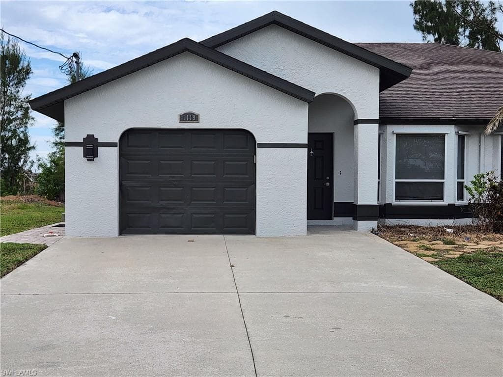 1119 Gleason PKWY CAPE CORAL, FL 33914