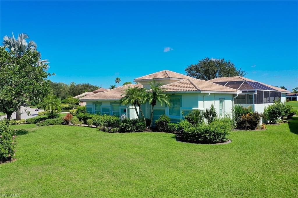 8066 Glen Abbey CIR FORT MYERS, FL 33912