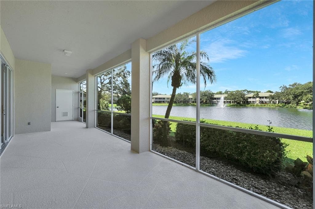 558 Vintage Reserve LN 19B NAPLES, FL 34119