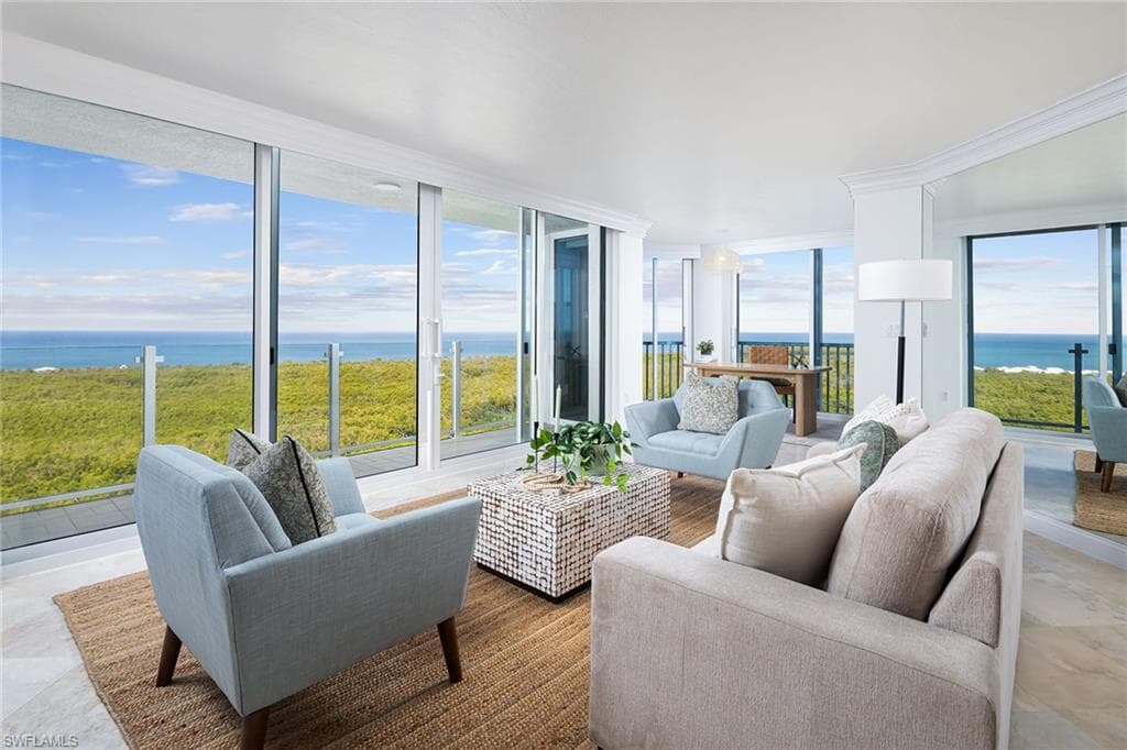 6101 Pelican Bay BLVD 1405 NAPLES, FL 34108