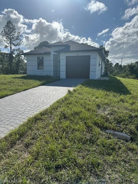 810 Downer AVE S LEHIGH ACRES, FL 33974