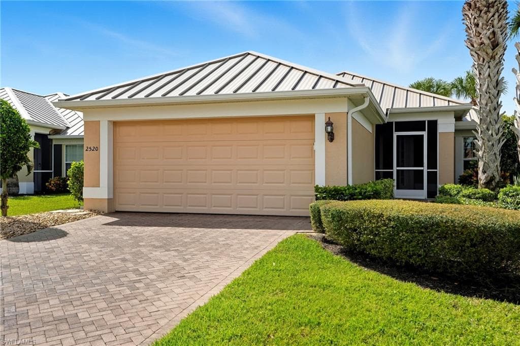 2520 Hopefield CT CAPE CORAL, FL 33991