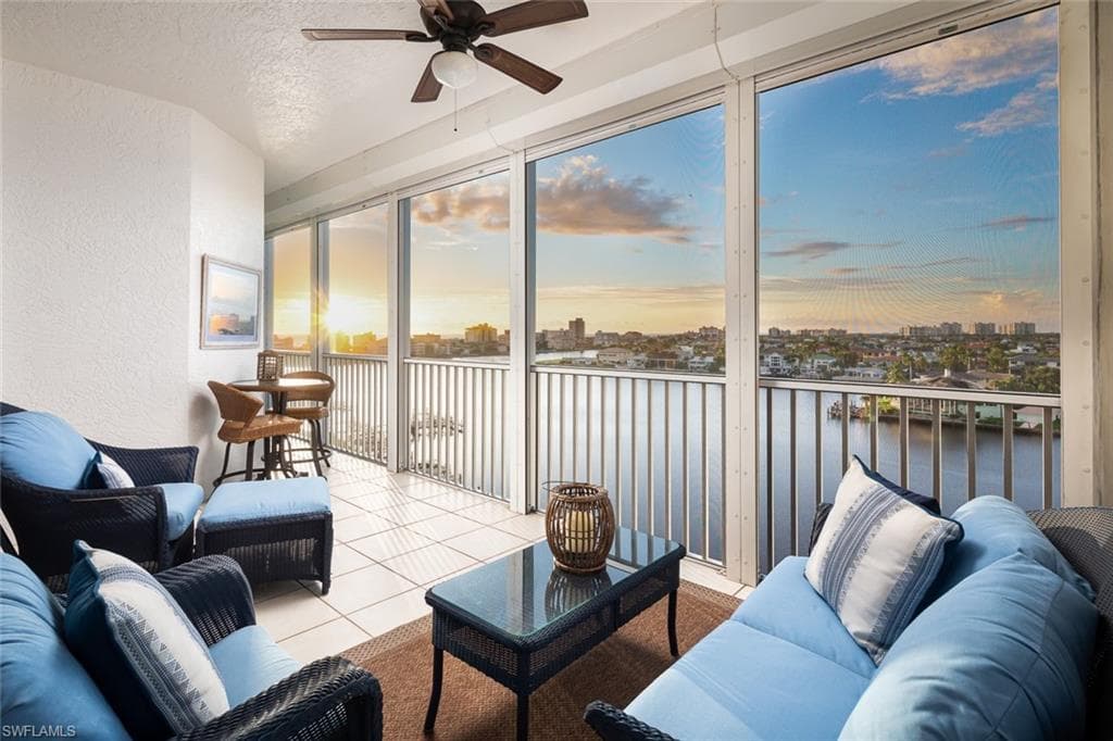 410 Flagship DR 806 NAPLES, FL 34108