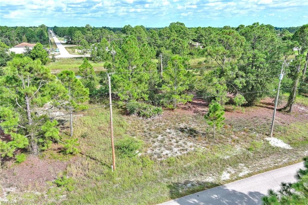 745 Troy AVE LEHIGH ACRES, FL 33974