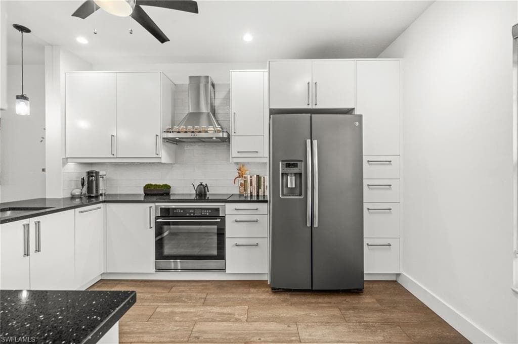 3235 Cypress Glen WAY 307 NAPLES, FL 34109