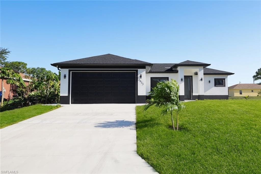 2933 20th ST SW LEHIGH ACRES, FL 33976