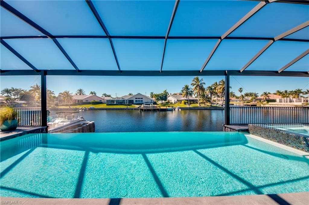 2746 SW 37th TER CAPE CORAL, FL 33914