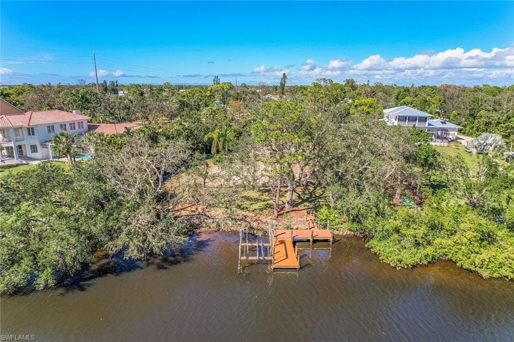 20684 Charing Cross CIR ESTERO, FL 33928