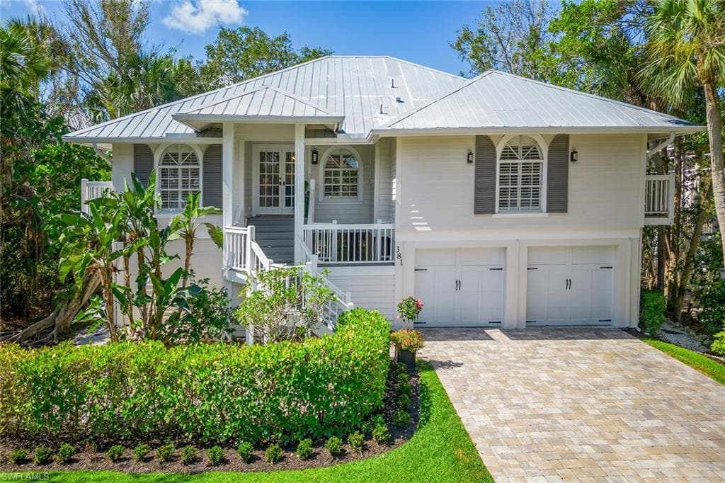 381 Leatherfern LN MARCO ISLAND, FL 34145