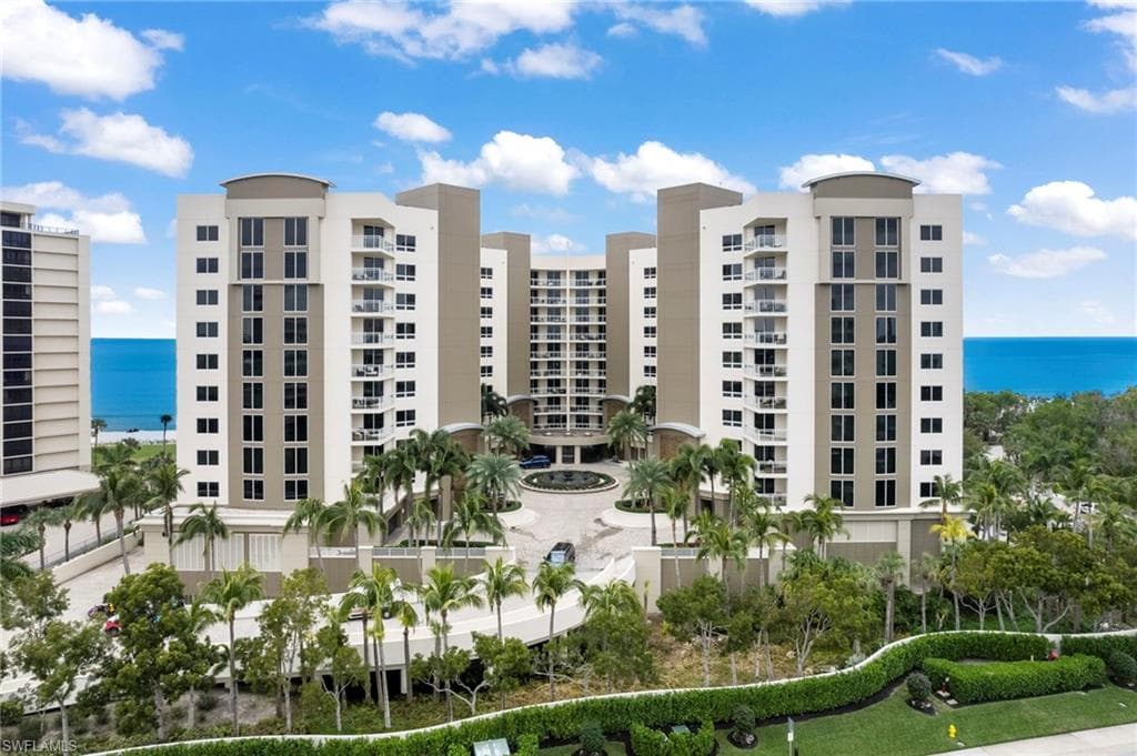 11125 Gulf Shore DR 803 NAPLES, FL 34108