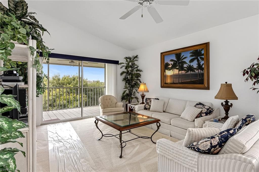 300 Horse Creek DR 408 NAPLES, FL 34110