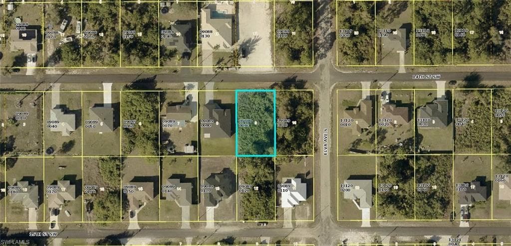 2703 14th ST SW LEHIGH ACRES, FL 33976