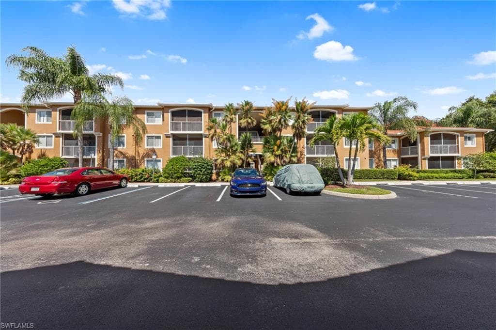 1830 Florida Club CIR 4109 NAPLES, FL 34112