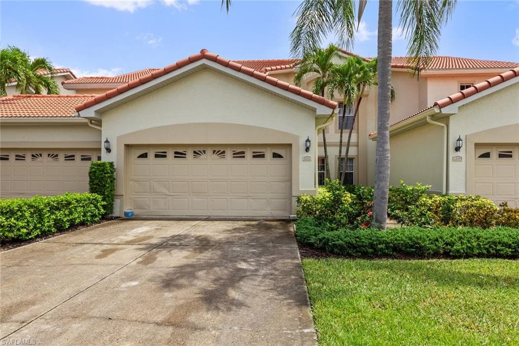 15201 Royal Windsor LN 403 FORT MYERS, FL 33919
