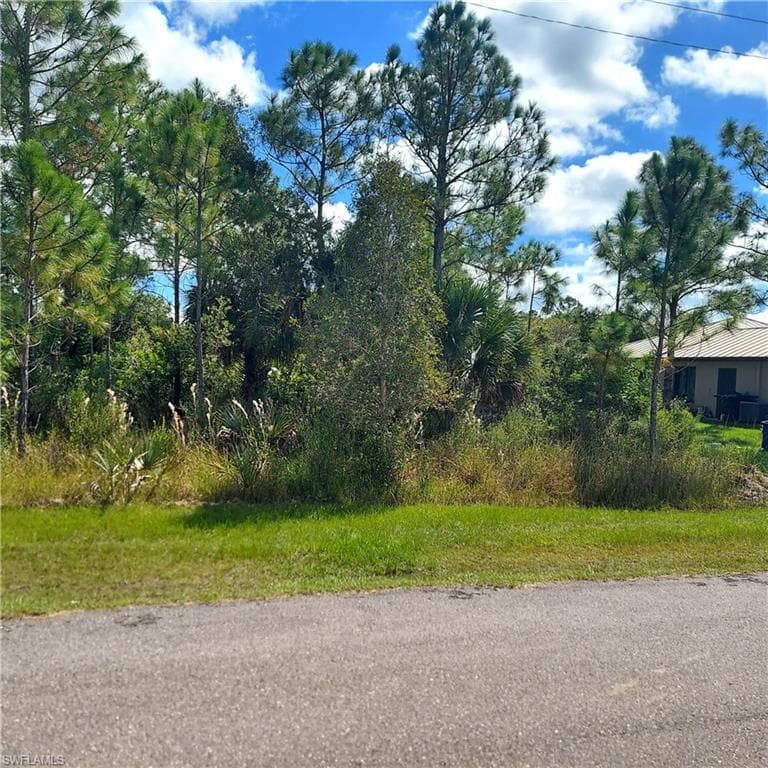 3206 Nora AVE N LEHIGH ACRES, FL 33971