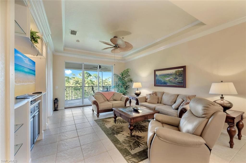 4863 Hampshire CT 305 NAPLES, FL 34112
