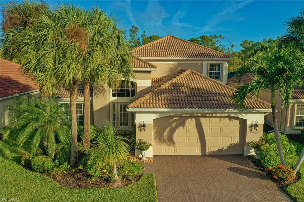9062 SHADOW GLEN WAY FORT MYERS, FL 33913
