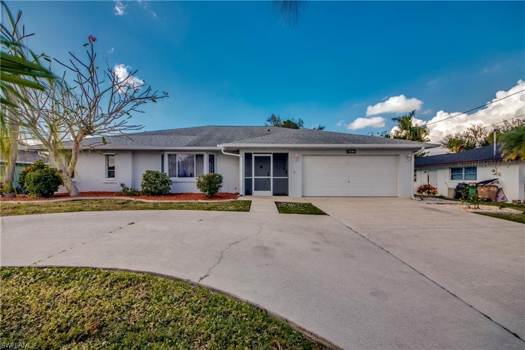 904 SE 4th PL CAPE CORAL, FL 33990