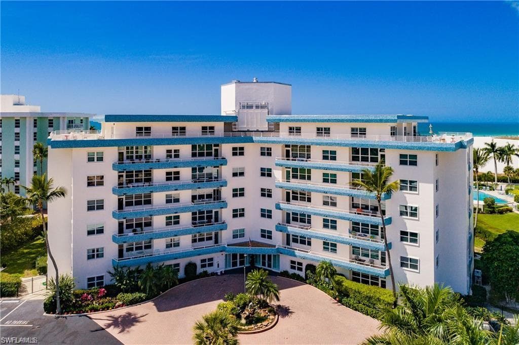 220 Seaview CT 213 MARCO ISLAND, FL 34145