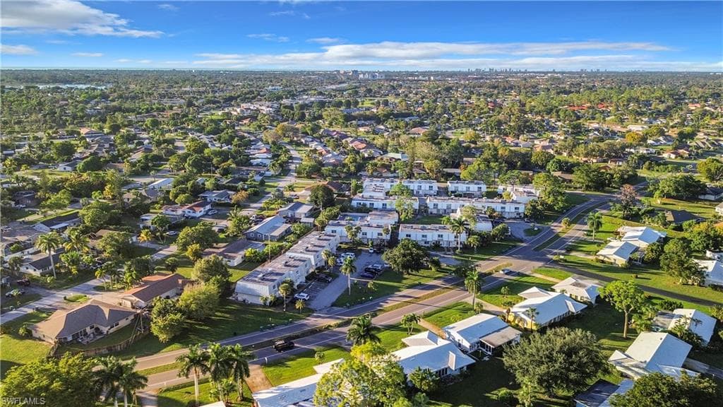 4924 Hawaii BLVD 5 NAPLES, FL 34112