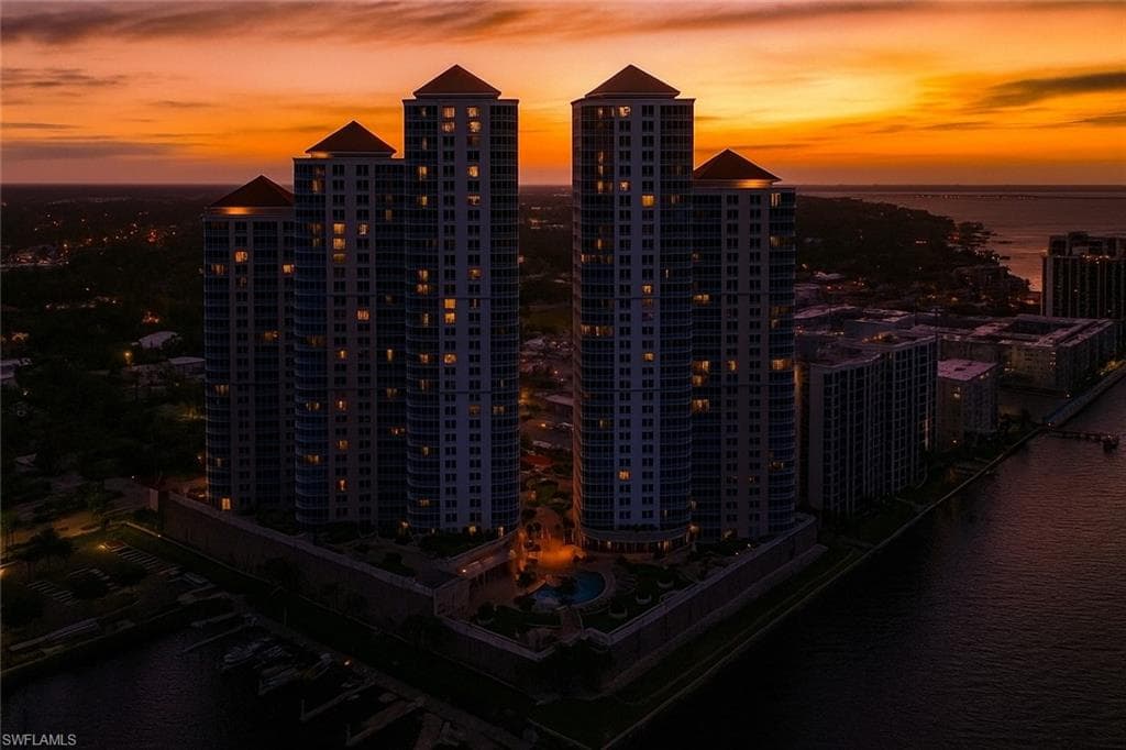 2090 W 1st ST I409 FORT MYERS, FL 33901