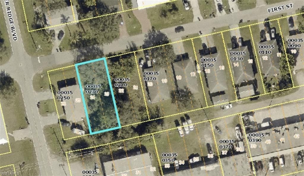 13005 First ST FORT MYERS, FL 33905