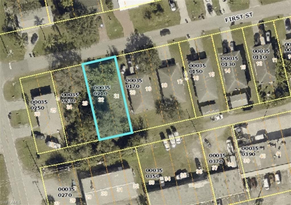 13009 First ST FORT MYERS, FL 33905