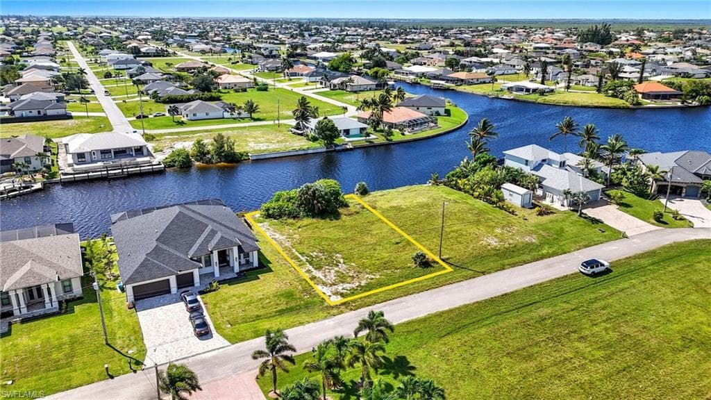 3518 NW 14th TER CAPE CORAL, FL 33993