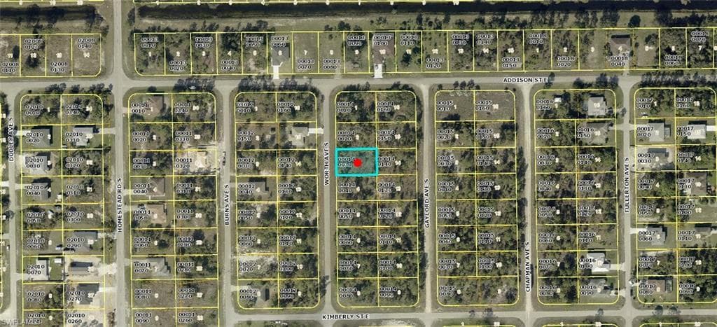 713 Worth AVE LEHIGH ACRES, FL 33974