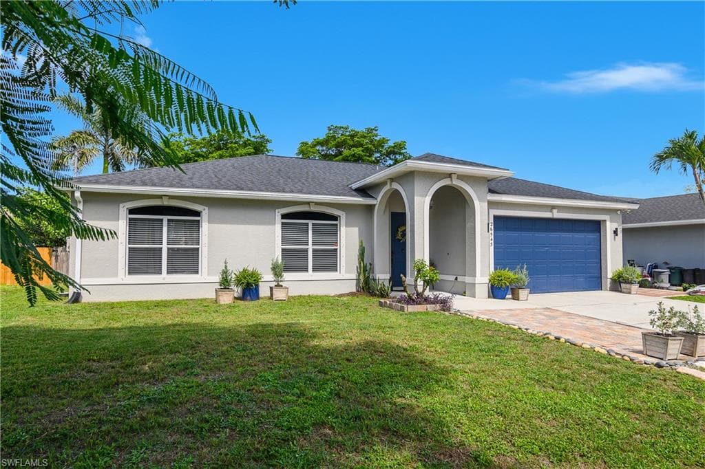 26545 Saville AVE BONITA SPRINGS, FL 34135