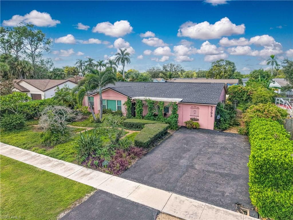 3393 Malaga WAY NAPLES, FL 34105