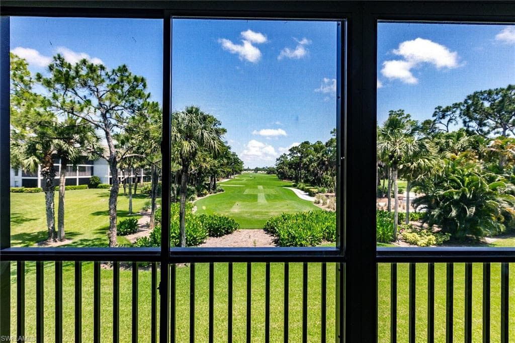 22 Cypress View DR B-22 NAPLES, FL 34113