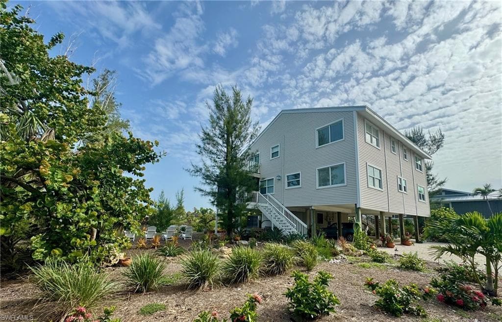 1390 Middle Gulf DR E SANIBEL, FL 33957